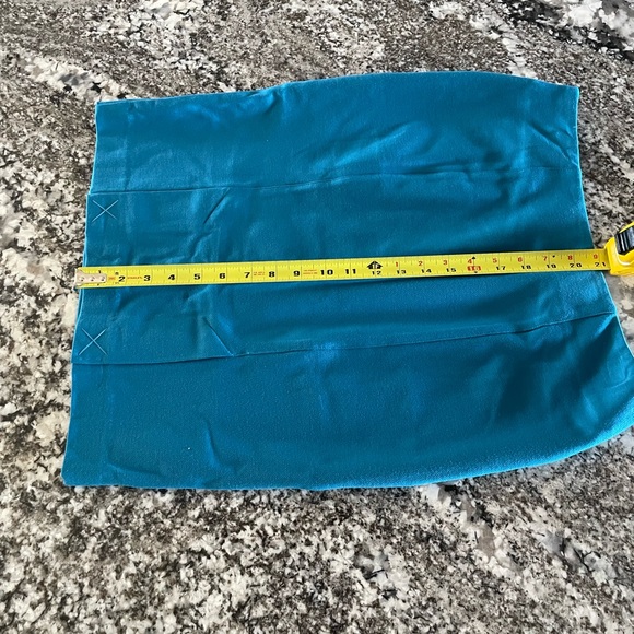 New without tags Cabi Skirt $99 retail price - Picture 1 of 4